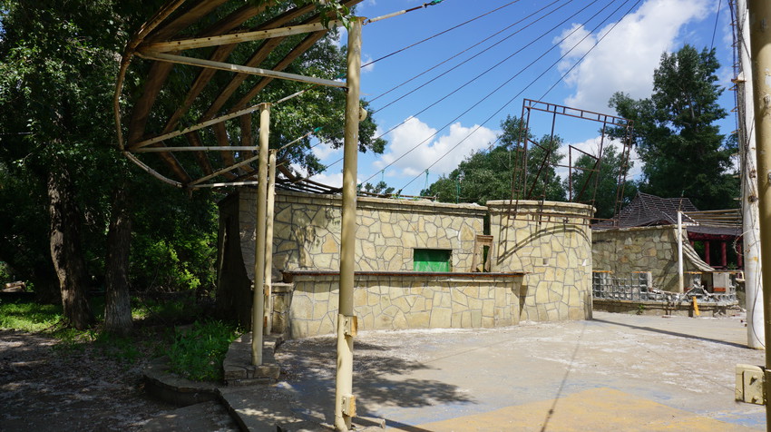 Остатки процветающего бизнеса.