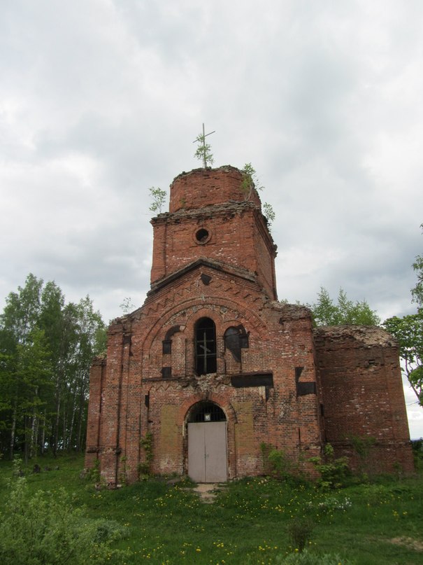 Никольская церковь в Сойкино