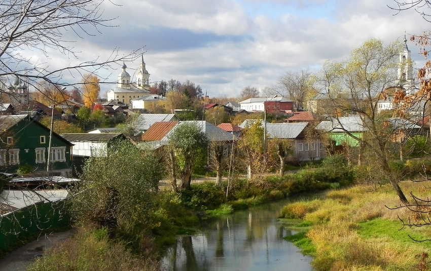 Нерехта. Осенний вид на город со стороны старого парка.