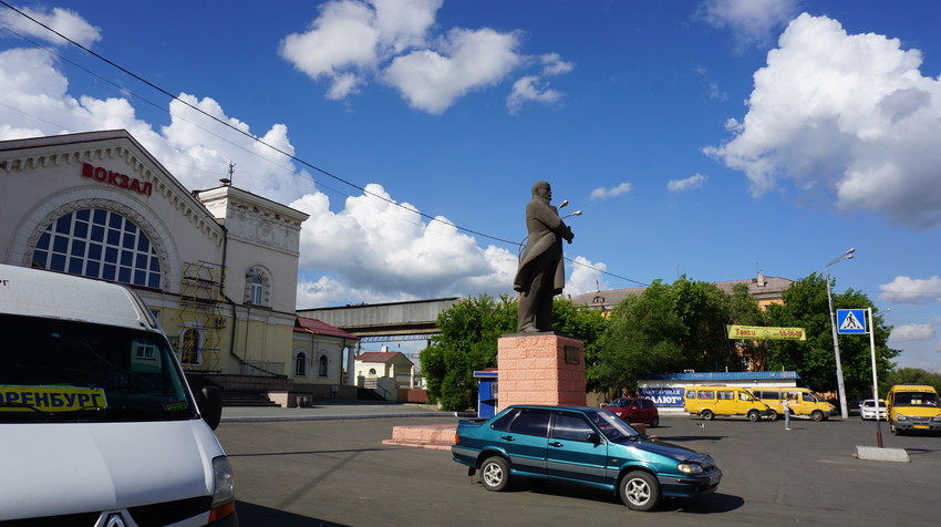 Привокзальная площадь.