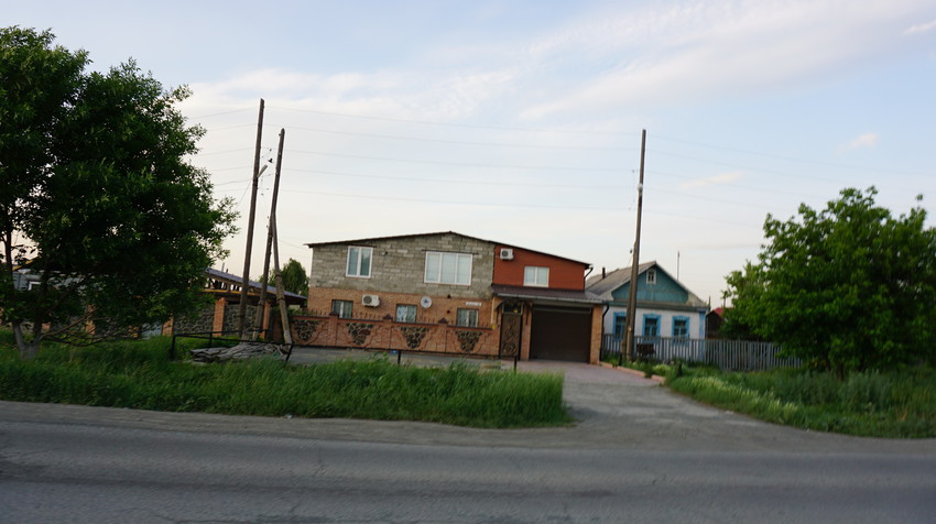 На Ялтинской.