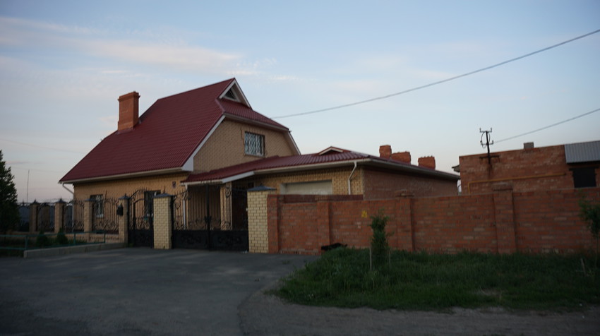 На Ялтинской улице.