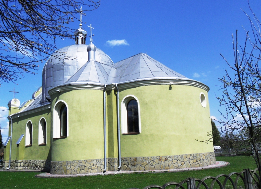 St.Basil church UAOC, Bartativ