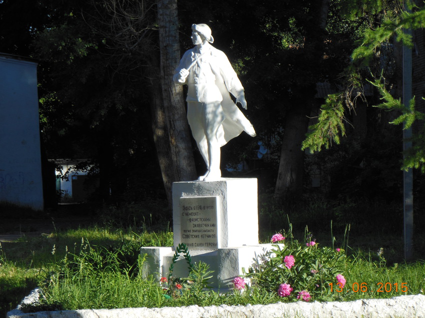 Памятник лётчикам погибшим в войну