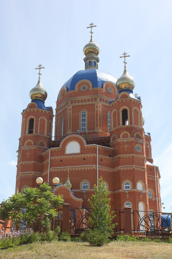Шебекино. Православный храм.