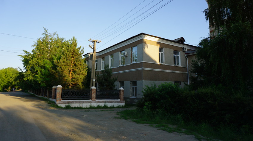 На улице Вокзальной.