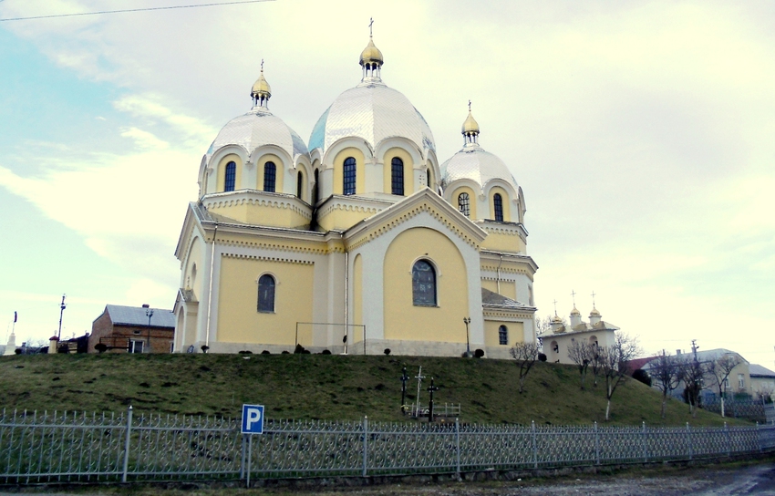 Церква св.Кузьми і Дем’яна в селі Вкликі Грибовичі Жовківського р-ну
