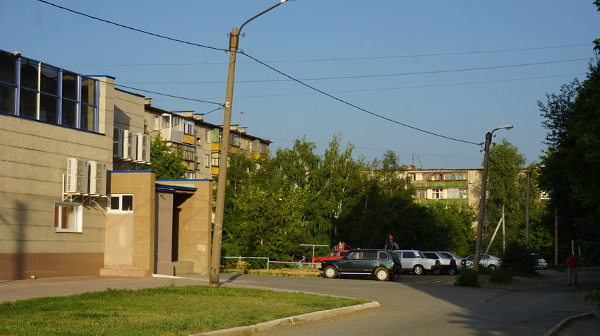 На улице Волкова.