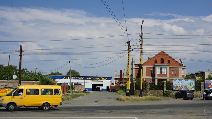 На Орском проспекте.