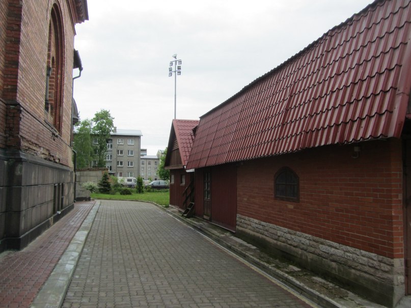 На территории Нарвского Воскресенского собора