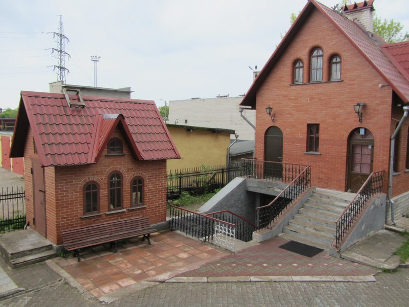 Нарвский Воскресенский собор