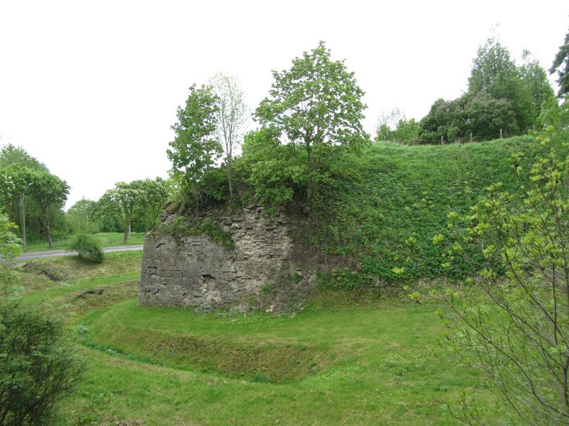 ул. Vestervalli, Нарва, стены бастиона