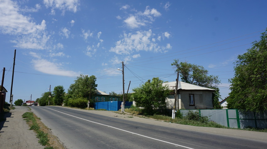 На улице Орджоникидзе.