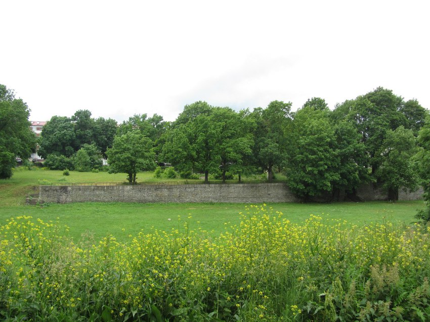 Нарва, крепостной вал