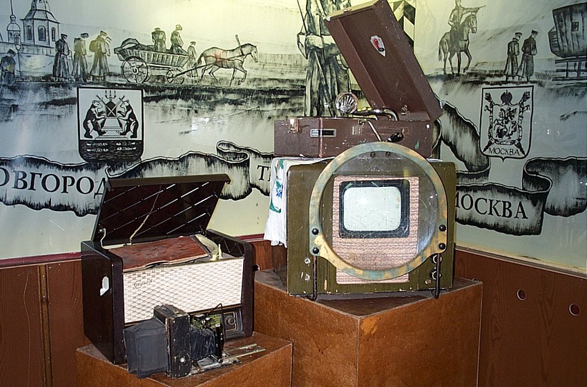 Музеи: &quot;История Сибирского тракта&quot;, М.Джалиля