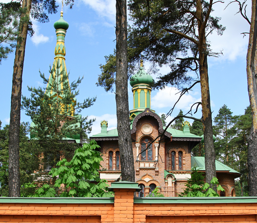 Храм Всех Святых