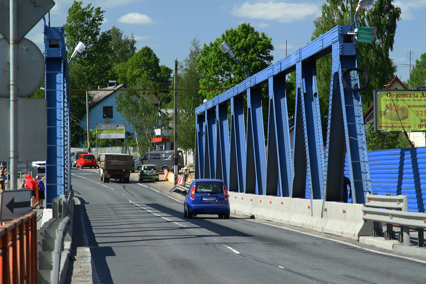 Мост в Лосево