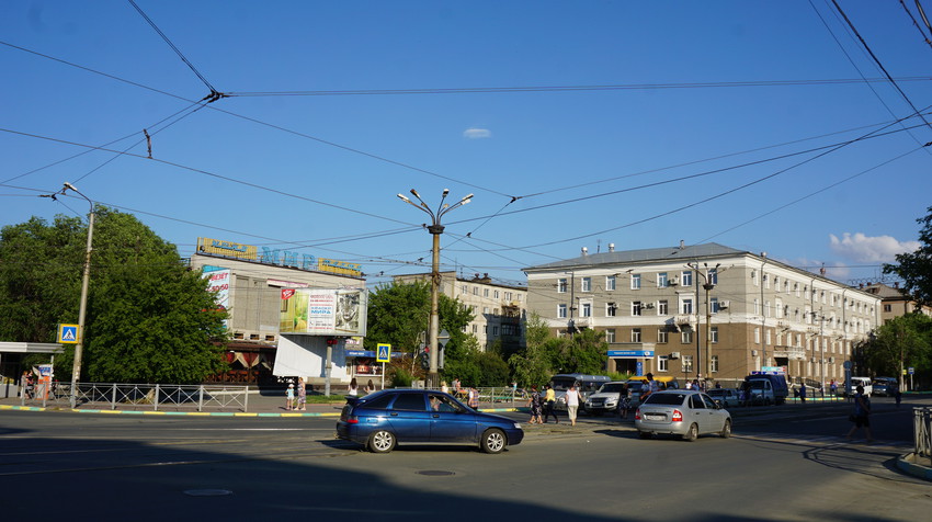 На проспекте Ленина.