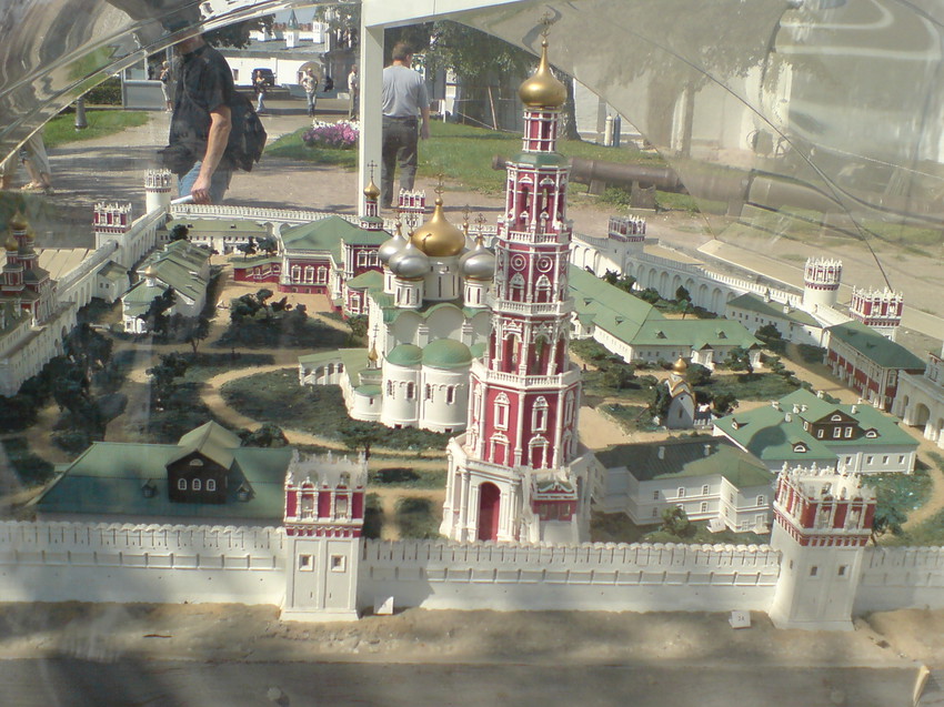 Новодевичий Монастырь. Макет, установленный в монастыре. 2007 г.