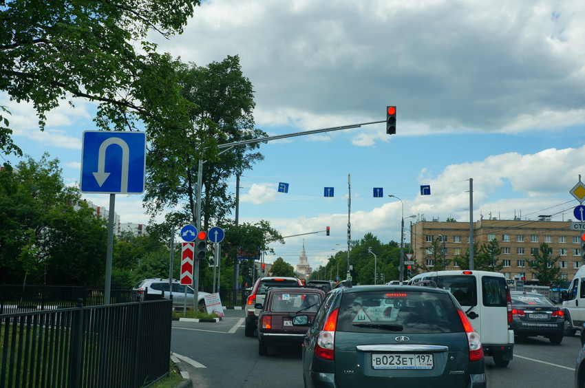 Новочерёмушкинская улица