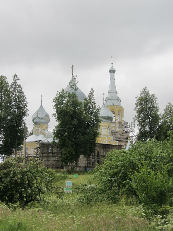 Пенино. Церковь Рождества Пресвятой Богородицы