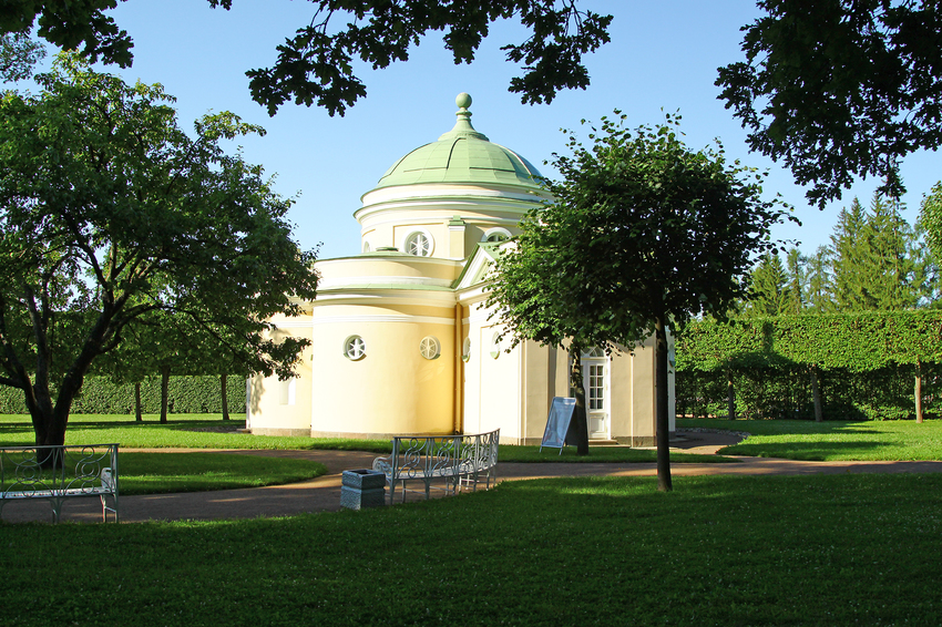 Павильон &quot;Нижняя ванна&quot;