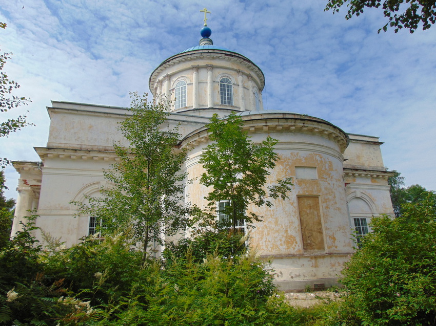Церковь Село Млево.