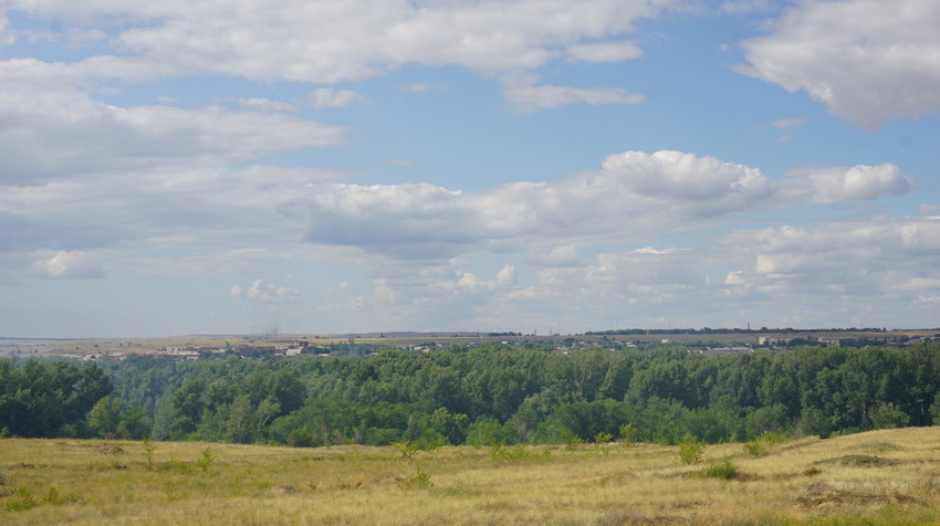 Вид на пос. Первомайский.