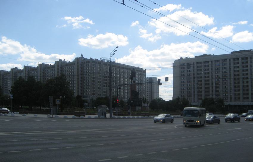 Улица Крымский Вал