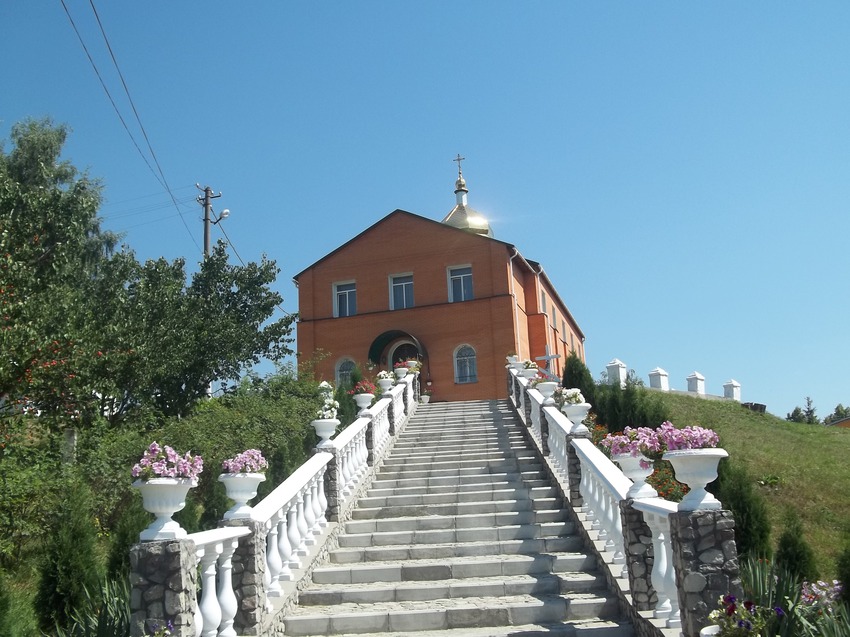 Мужской монастырь,церковь, Богуслав