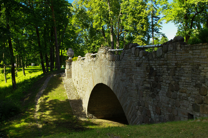 Руинный мост