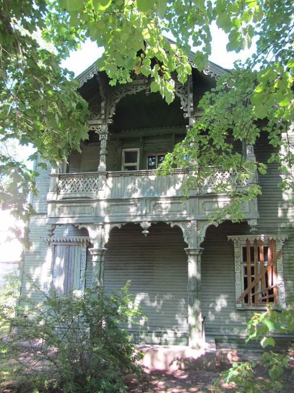 Усть-Нарва, старинный дом, другой ракурс