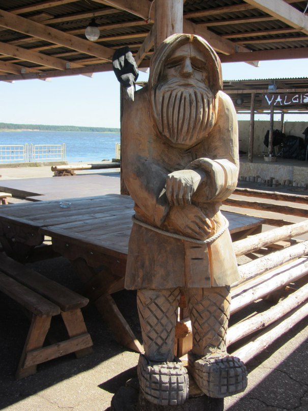 Усть-Нарва, кафе на территории бывшего рыбосовхоза