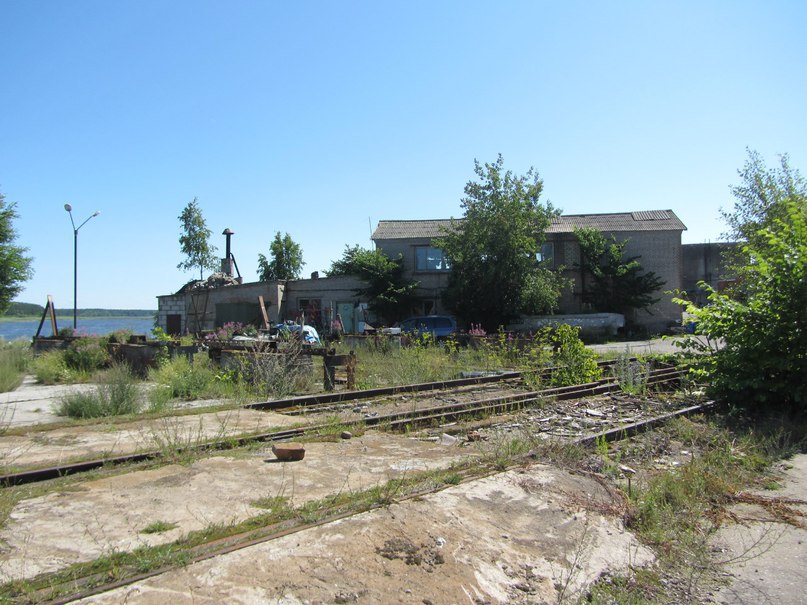 Усть-Нарва,  на территории бывшего рыбосовхоза