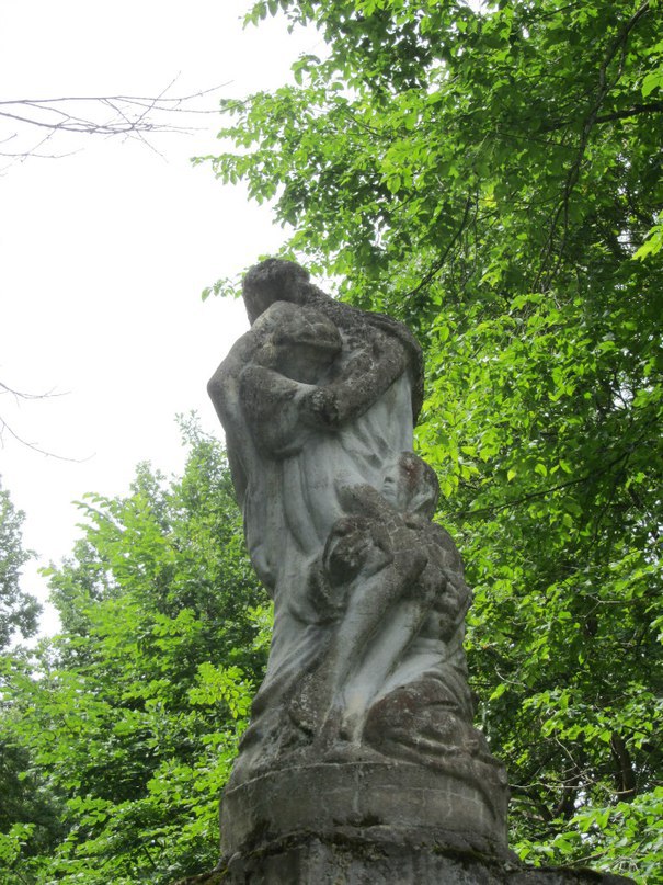 Мемориал павшим в освободительной войне 1918-1920гг, фрагмент