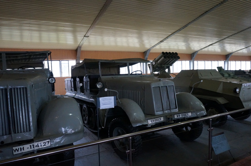 Павильон: Бронированные машины фашистской Германии