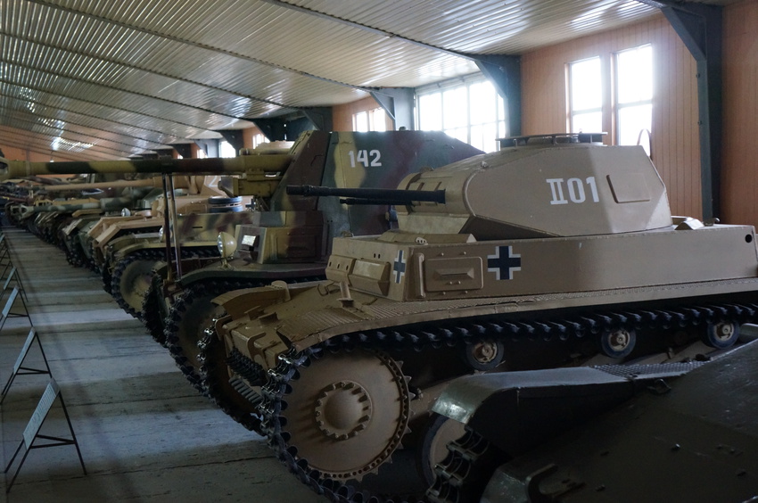 Павильон: Бронированные машины фашистской Германии