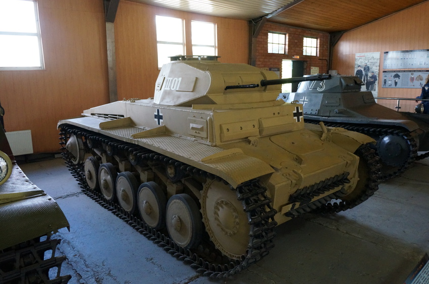 Павильон: Бронированные машины фашистской Германии