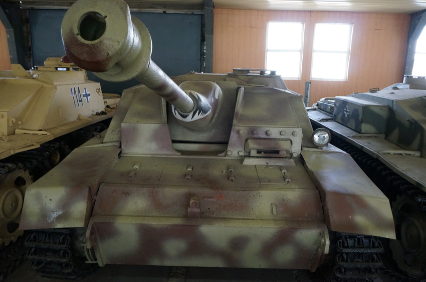 Павильон: Бронированные машины фашистской Германии