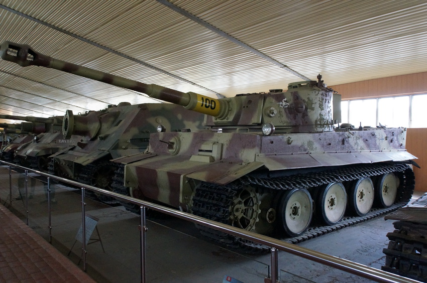 Павильон: Бронированные машины фашистской Германии