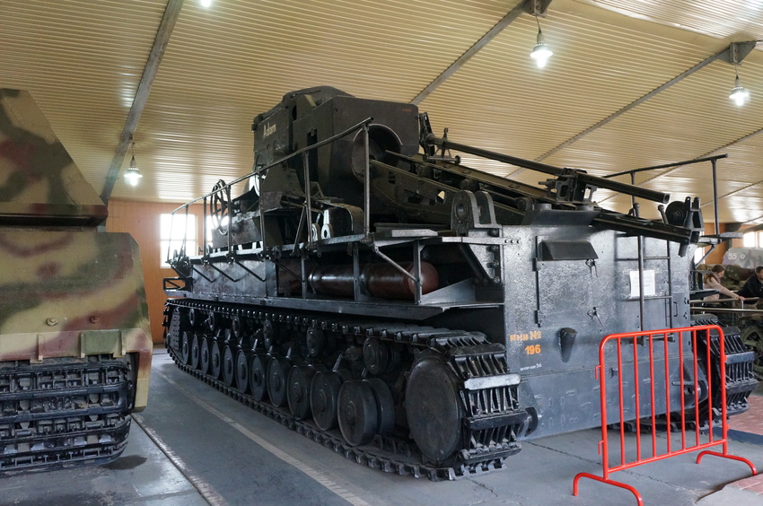 Павильон: Бронированные машины фашистской Германии