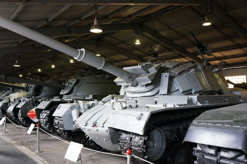 Павильон: Бронированные машины Великобритании, Канады и США