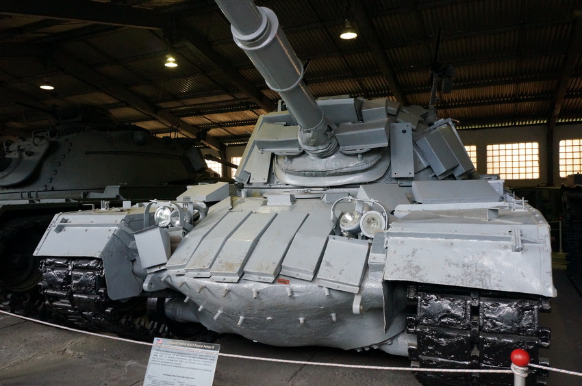 Павильон: Бронированные машины Великобритании, Канады и США