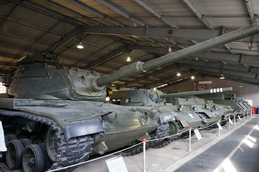 Павильон: Бронированные машины Великобритании, Канады и США