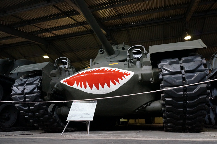 Павильон: Бронированные машины Великобритании, Канады и США