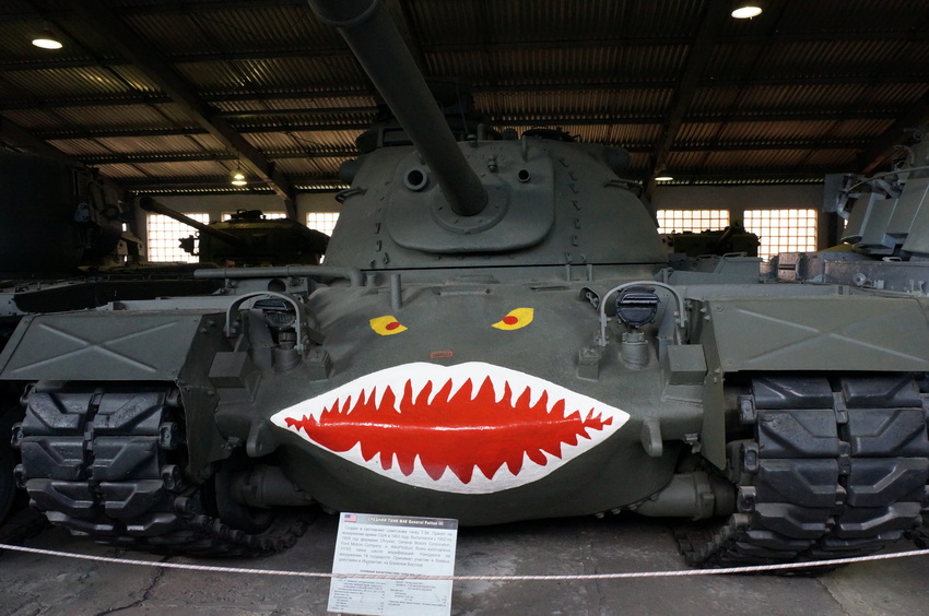 Павильон: Бронированные машины Великобритании, Канады и США