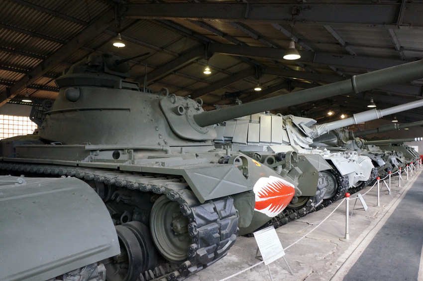 Павильон: Бронированные машины Великобритании, Канады и США