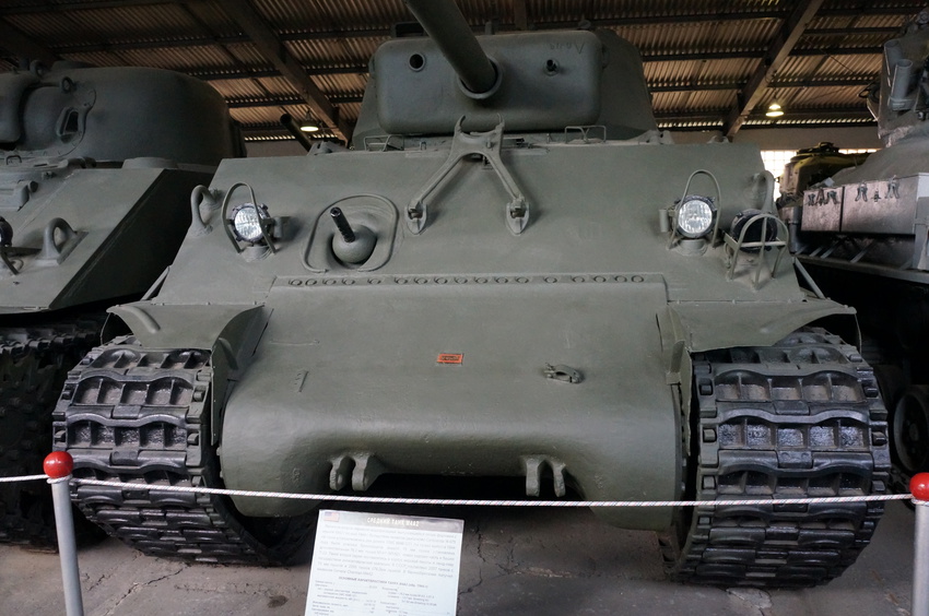 Павильон: Бронированные машины Великобритании, Канады и США