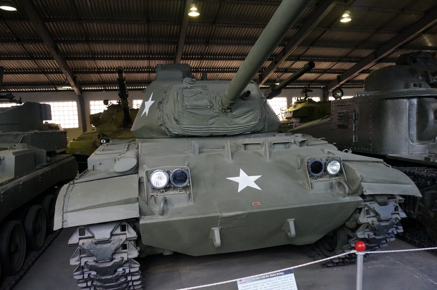 Павильон: Бронированные машины Великобритании, Канады и США