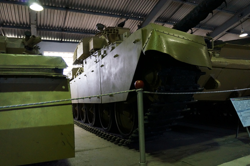 Павильон: Бронированные машины Великобритании, Канады и США